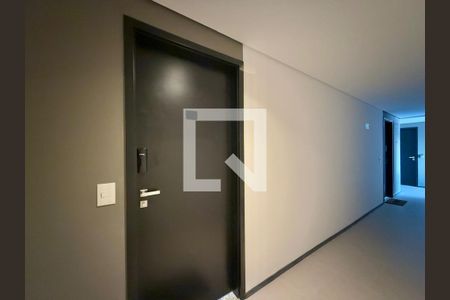 Hall Apartamento  de kitnet/studio para alugar com 0 quarto, 24m² em Vila Cordeiro, São Paulo