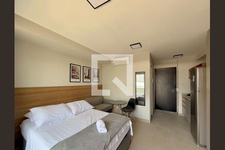 Quarto de kitnet/studio para alugar com 0 quarto, 24m² em Vila Cordeiro, São Paulo