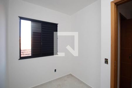 Quarto 2 de apartamento para alugar com 2 quartos, 38m² em Vila Isolina Mazzei, São Paulo