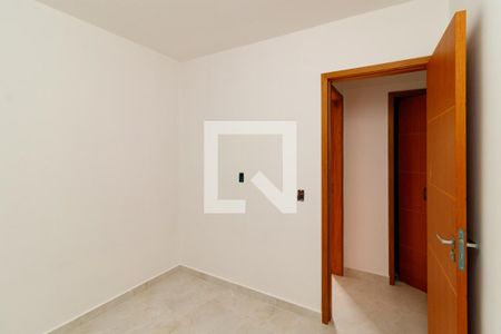 Quarto de casa de condomínio para alugar com 2 quartos, 38m² em Vila Isolina Mazzei, São Paulo