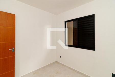 Quarto de casa de condomínio para alugar com 2 quartos, 38m² em Vila Isolina Mazzei, São Paulo