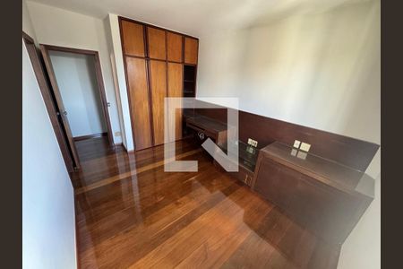 Apartamento à venda com 4 quartos, 146m² em Santo Antônio, Belo Horizonte