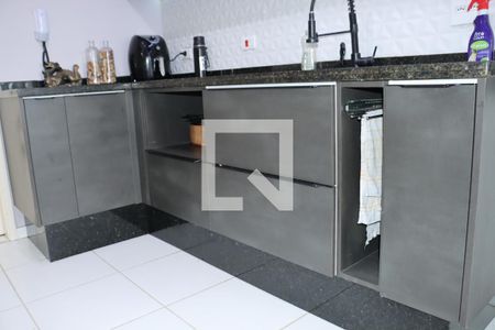 Apartamento para alugar com 2 quartos, 82m² em Parque Esplanada, Embu das Artes