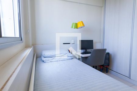 quarto 1 de apartamento à venda com 3 quartos, 120m² em Buritis, Belo Horizonte