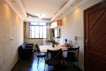 Sala de apartamento à venda com 2 quartos, 120m² em Penha, Belo Horizonte
