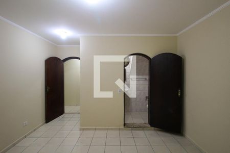 Suíte de casa para alugar com 3 quartos, 200m² em Jardim Santa Adelia, São Paulo