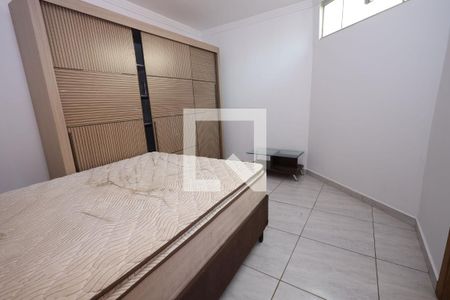Quarto de casa de condomínio para alugar com 1 quarto, 70m² em Setor Bueno, Goiânia