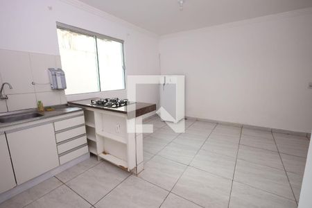 Sala/Cozinha de casa de condomínio para alugar com 1 quarto, 70m² em Setor Bueno, Goiânia