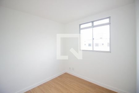 Quarto 2 de apartamento à venda com 2 quartos, 45m² em Fonte Grande, Contagem