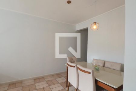 Sala de apartamento para alugar com 2 quartos, 70m² em Jardim Las Palmas, Guarujá