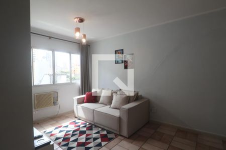 Sala de apartamento para alugar com 2 quartos, 70m² em Jardim Las Palmas, Guarujá