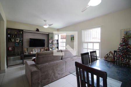 Sala de casa de condomínio à venda com 4 quartos, 194m² em Taquara, Rio de Janeiro