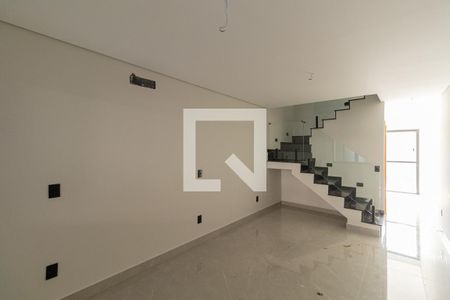 Sala de casa à venda com 3 quartos, 170m² em Vila Granada, São Paulo