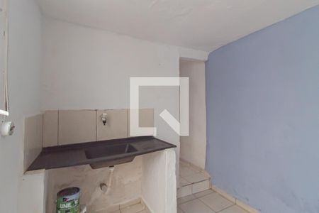 Cozinha de casa para alugar com 1 quarto, 18m² em Jardim Maringa, São Paulo