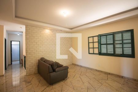 Sala 2 de casa para alugar com 5 quartos, 200m² em Mutua, São Gonçalo