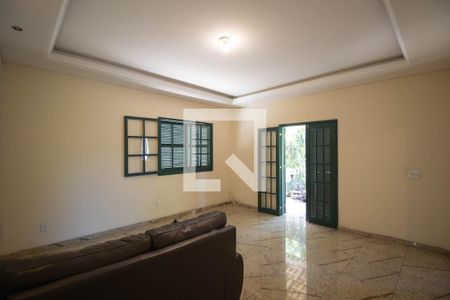 Sala 2 de casa para alugar com 5 quartos, 200m² em Mutua, São Gonçalo