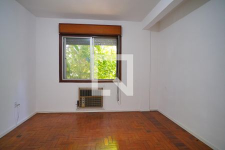 Quarto 2 de apartamento para alugar com 3 quartos, 77m² em São Sebastião, Porto Alegre