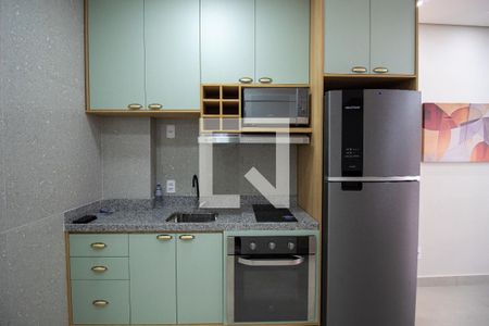Cozinha de apartamento para alugar com 1 quarto, 33m² em Butantã, São Paulo