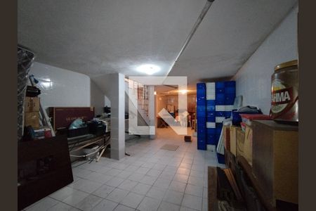 Porão  de casa à venda com 3 quartos, 324m² em Sacomã, São Paulo