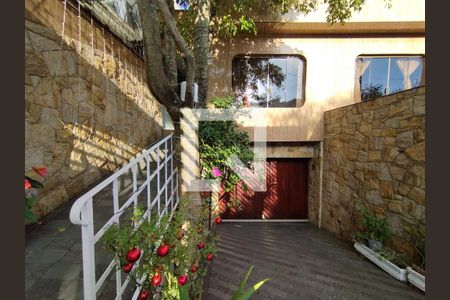 Quintal  de casa à venda com 3 quartos, 324m² em Sacomã, São Paulo