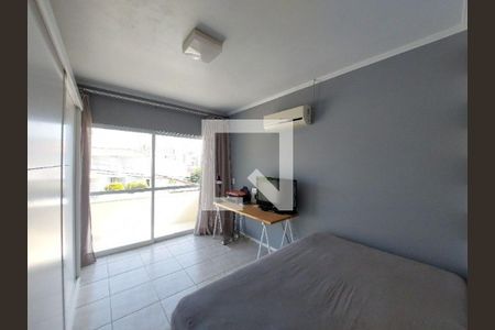 Casa para alugar com 3 quartos, 162m² em Coqueiros, Florianópolis
