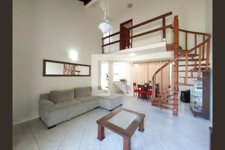 Casa para alugar com 3 quartos, 162m² em Coqueiros, Florianópolis