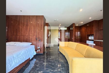 Studio de kitnet/studio para alugar com 1 quarto, 50m² em Vila Olímpia, São Paulo