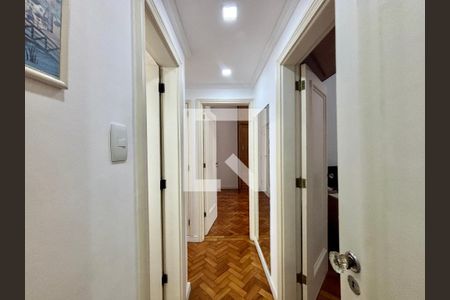 Corredor de apartamento à venda com 4 quartos, 130m² em Copacabana, Rio de Janeiro