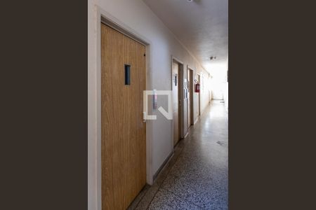 Hall do Elevador de kitnet/studio à venda com 1 quarto, 34m² em Centro, Campinas