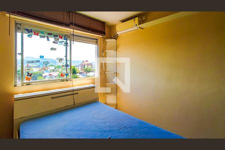 Quarto 1 de apartamento para alugar com 2 quartos, 68m² em Cristal, Porto Alegre