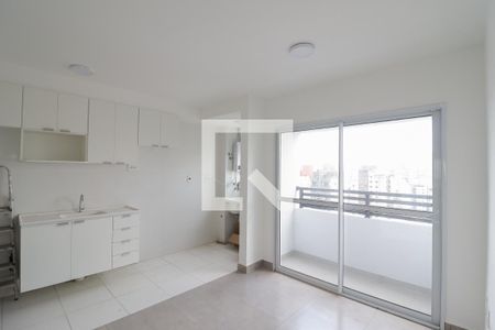 Sala/Cozinha/Área de Serviço de apartamento para alugar com 2 quartos, 39m² em Parada Inglesa, São Paulo