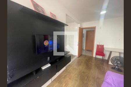 Sala de TV de apartamento à venda com 2 quartos, 48m² em Vila Rosa, Novo Hamburgo