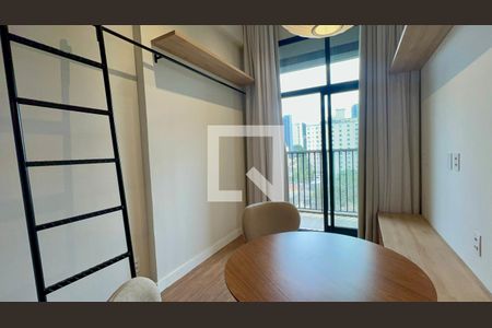 Sala de apartamento para alugar com 1 quarto, 40m² em Pinheiros, São Paulo