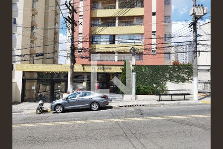 Fachada e portaria de apartamento à venda com 3 quartos, 82m² em Vila Gumercindo, São Paulo
