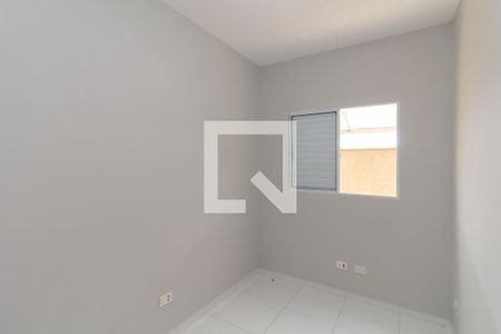Quarto 2 de casa de condomínio para alugar com 2 quartos, 45m² em Vila Rosaria, São Paulo