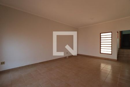 Sala de casa para alugar com 4 quartos, 262m² em Vila Virginia, Ribeirão Preto