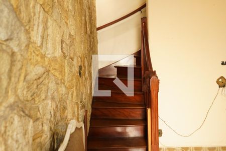 Escada de casa para alugar com 3 quartos, 150m² em Mooca, São Paulo