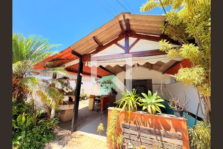 Área externa  de casa para alugar com 3 quartos, 780m² em Jardim das Tulipas, Jundiaí