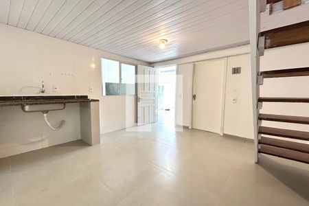 Sala de apartamento para alugar com 1 quarto, 50m² em Campeche, Florianópolis