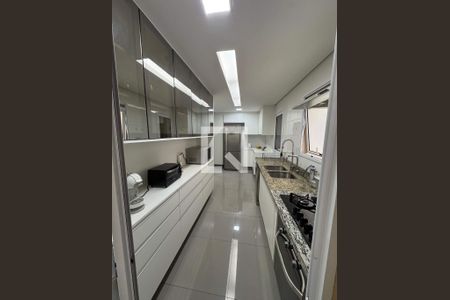 Apartamento à venda com 3 quartos, 140m² em Jardim Arpoador, São Paulo