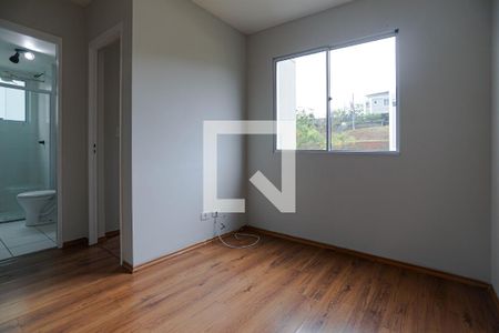 Sala de apartamento para alugar com 2 quartos, 46m² em Vila Bela Flor, Mogi das Cruzes