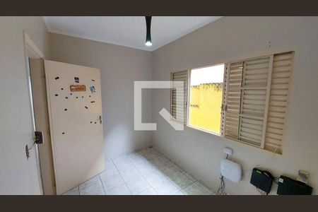 Casa à venda com 3 quartos, 170m² em Butantã, São Paulo