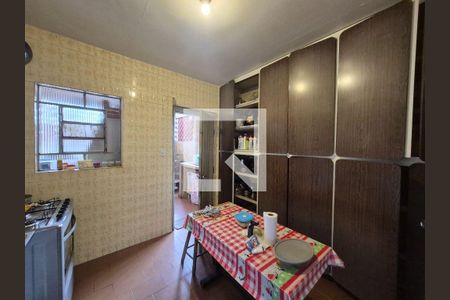 Casa à venda com 3 quartos, 170m² em Rio Pequeno, São Paulo