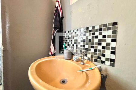 Banheiro da Suíte de casa para alugar com 2 quartos, 29m² em Vila da Saúde, São Paulo