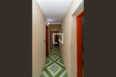 Corredor de casa à venda com 3 quartos, 600m² em Palmeiras, Belo Horizonte