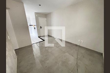 Sala de apartamento para alugar com 2 quartos, 43m² em Vargem Pequena, Rio de Janeiro
