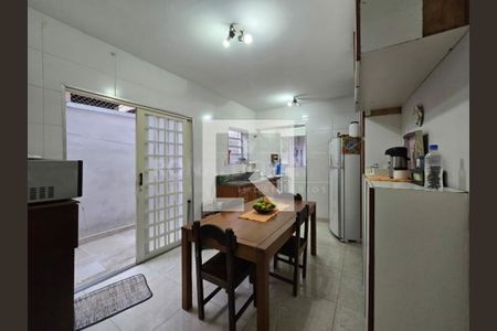 Casa à venda com 3 quartos, 134m² em Jardim Satelite, São Paulo