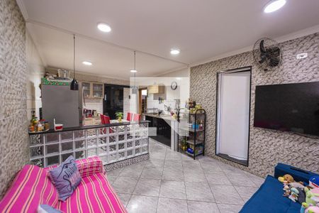 Sala de casa à venda com 4 quartos, 126m² em Jardim Santo Antonio, São Paulo