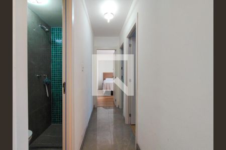 Corredor de apartamento à venda com 3 quartos, 80m² em Santo Cristo, Rio de Janeiro