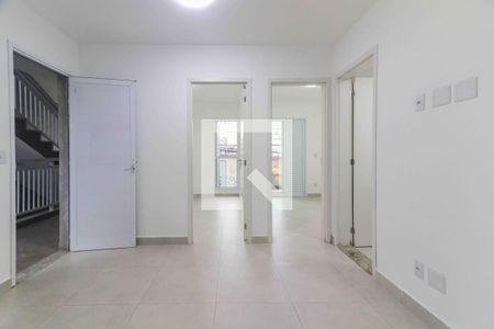 Sala/Cozinha/Lavanderia de apartamento para alugar com 2 quartos, 42m² em Vila Lageado, São Paulo